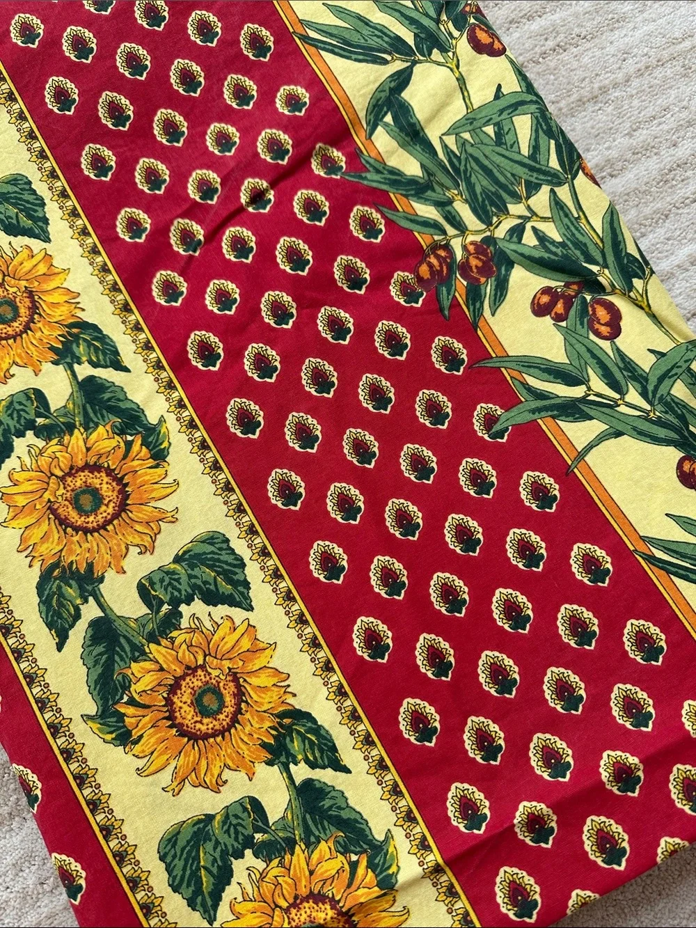 Vent du Sud French-Style Country Sunflower Tablecloth 55